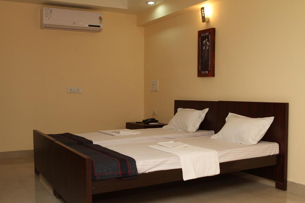 Aditya Inn Nagpur Exterior foto