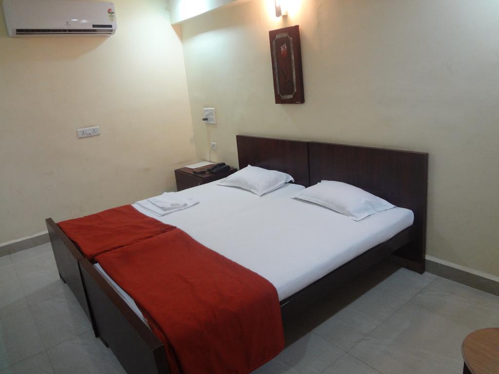 Aditya Inn Nagpur Exterior foto