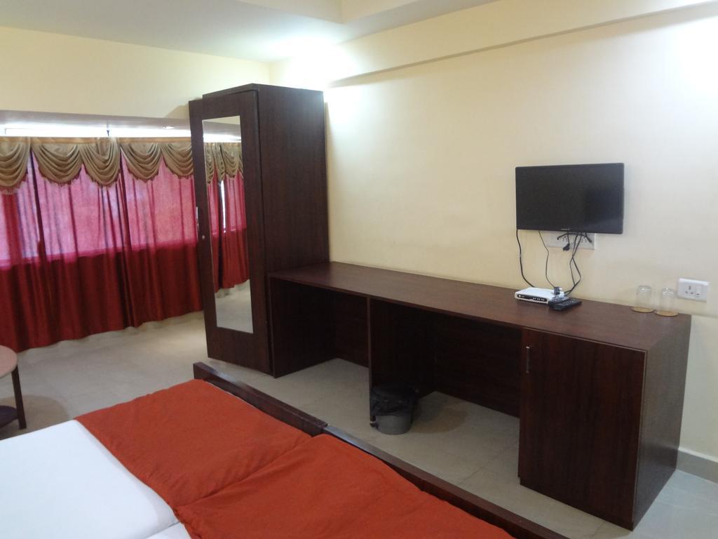 Aditya Inn Nagpur Exterior foto
